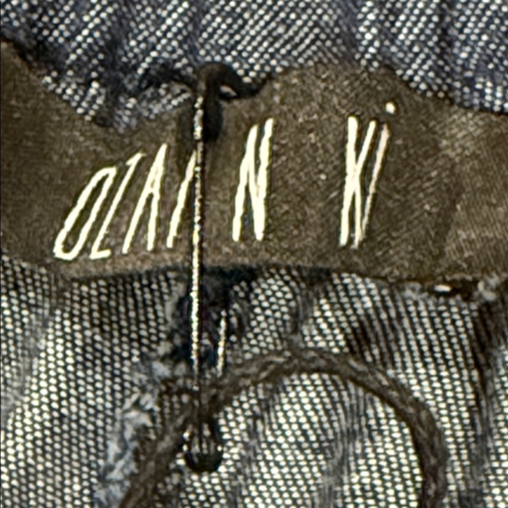 NWT OZAI N KU DENIM Cropped Pants Blue Denim Chambray Size L - Picture 4 of 9